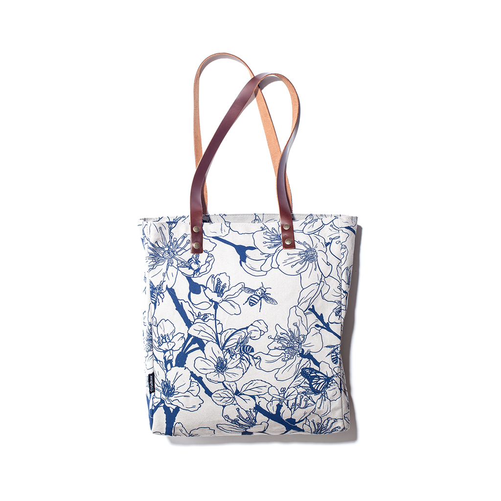 Seltzer Goods Bee Blossom Carry-All Tote